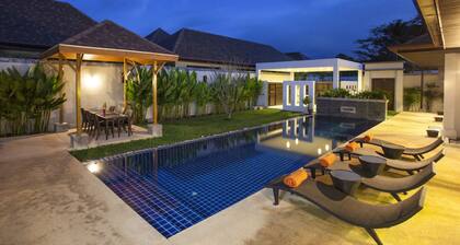 Exotic Boutique 4BR Pool Villa Toya