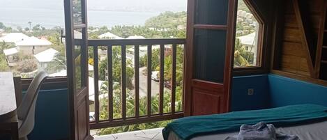 3 عدّة غرف نوم ومكواة/لوح كي وسرير سفر وواي فاي