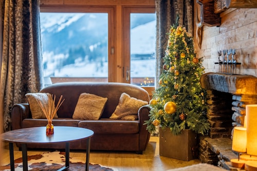 4-star apartment in a magnificent Savoyard chalet - 50m from the slopes