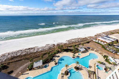 4 BR En Soleil Directly on Gulf, 14th floor unit with the best views!!