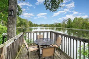 Outdoor dining - Beautiful private property in rural environment overlooking Ski Liberty. (Fairfield)