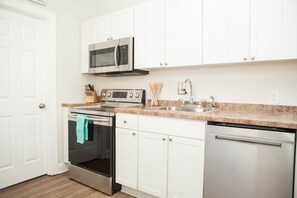 Fridge, microwave, oven, stovetop - Cozy Jersey Shore Cottage - 1.5 blocks to the beach!  (Brigantine)