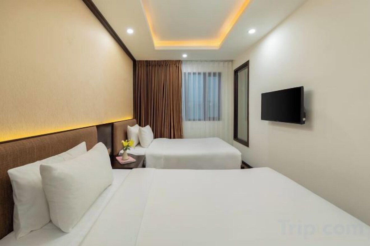 Premium bedding, down comforters, memory foam beds, minibar