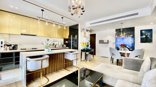 Sunrise City Apartment