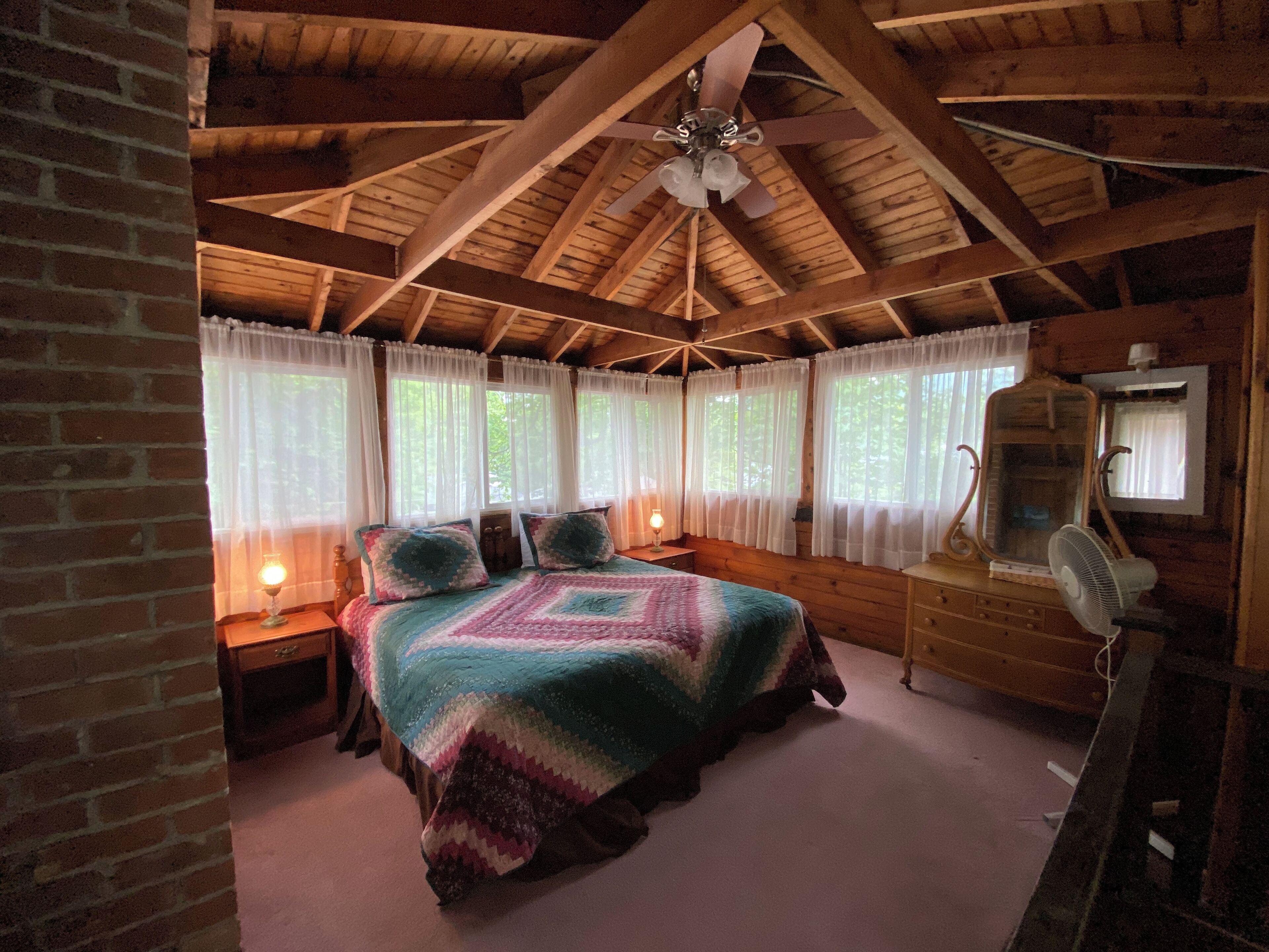 3 chambres, bureau, fer et planche à repasser, Wi-Fi gratuit