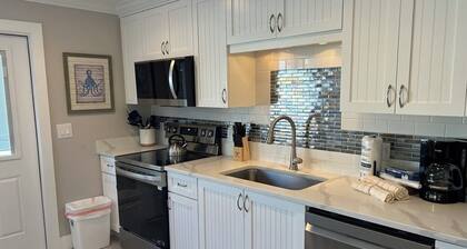 Condo with Private Beach Access, Great Shared Amenities - Private Beach House