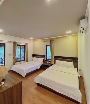 Family Room, Pool View | In-room safe, soundproofing, iron/ironing board, free WiFi - Catba Oasis Bungalows (Hai Phong)