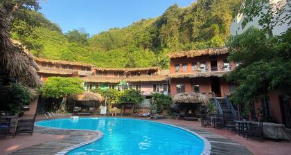 Catba Oasis Bungalows