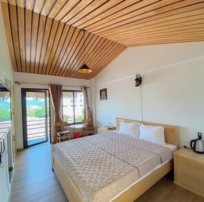 Deluxe Double or Twin Room, Balcony - Catba Oasis Bungalows (Hai Phong)