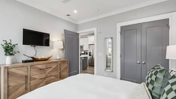 2 bedrooms, desk, iron/ironing board, travel crib