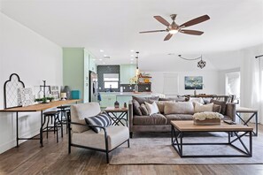 Smart TV, DVD player, books, video library - Stylish Retreat: Heated Pool w/ Jets, Putting Green & Outdoor Kitchen (Phoenix)