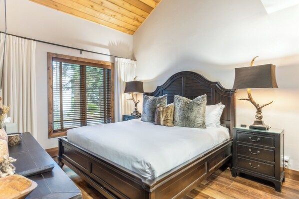 3 bedrooms, WiFi, bed sheets