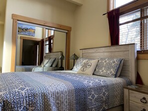 2 bedrooms, iron/ironing board, travel cot, WiFi