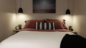 1 soverom, strykejern/-brett, reiseseng for barn og wi-fi (inkludert)