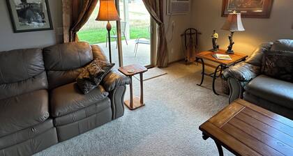 Beautiful Black Hills Home just minutes from so many attractions.