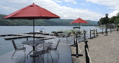 YOUR LUXURY GETAWAY! Elegant residential suite + dock + covered veranda