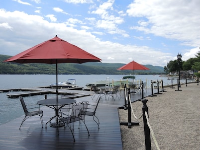 YOUR LUXURY GETAWAY! Elegant residential suite + dock + covered veranda