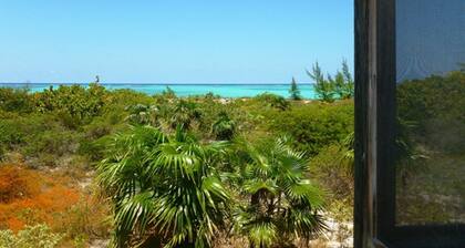 Chill Out, Relax And Reconnect In A Sweet Cottage By The Beach