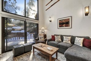 TV - Woodlands 31: Pet Friendly, On Sierra Star Golf Co (Mammoth Lakes)