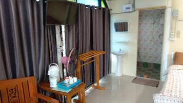 Soundproofing, free WiFi