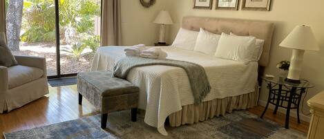 2 室のベッドルーム、アイロン / アイロン台、WiFi (無料)、ベッドシーツ