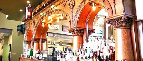 Bar (en la propiedad)