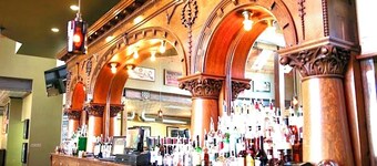 5 STARS! MPLS-ST PAUL "THE COTTAGE" LK NOKOMIS/MNHAHA FALLS/MOA/ONE-LEVEL-LIVING