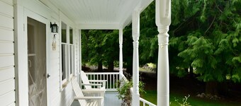 Fisherman’s Bay view 1910 Lopez Island farmhouse with beautiful views