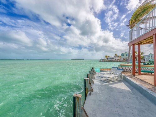 Ocean Perch, Dock, Open Water Views, 80' Heated Pool, Tennis, 20 Min to Key West