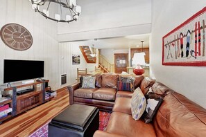 TV, peis og fotballspill