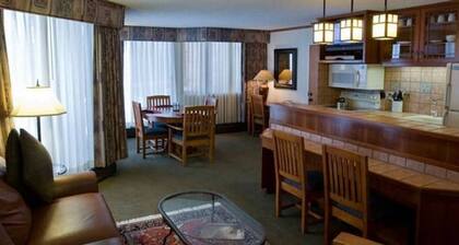 Snowbird Cliff Club, Ski -In /Ski-Out Dec 26,2026-Jan 2 2027, Pinnacle Unit