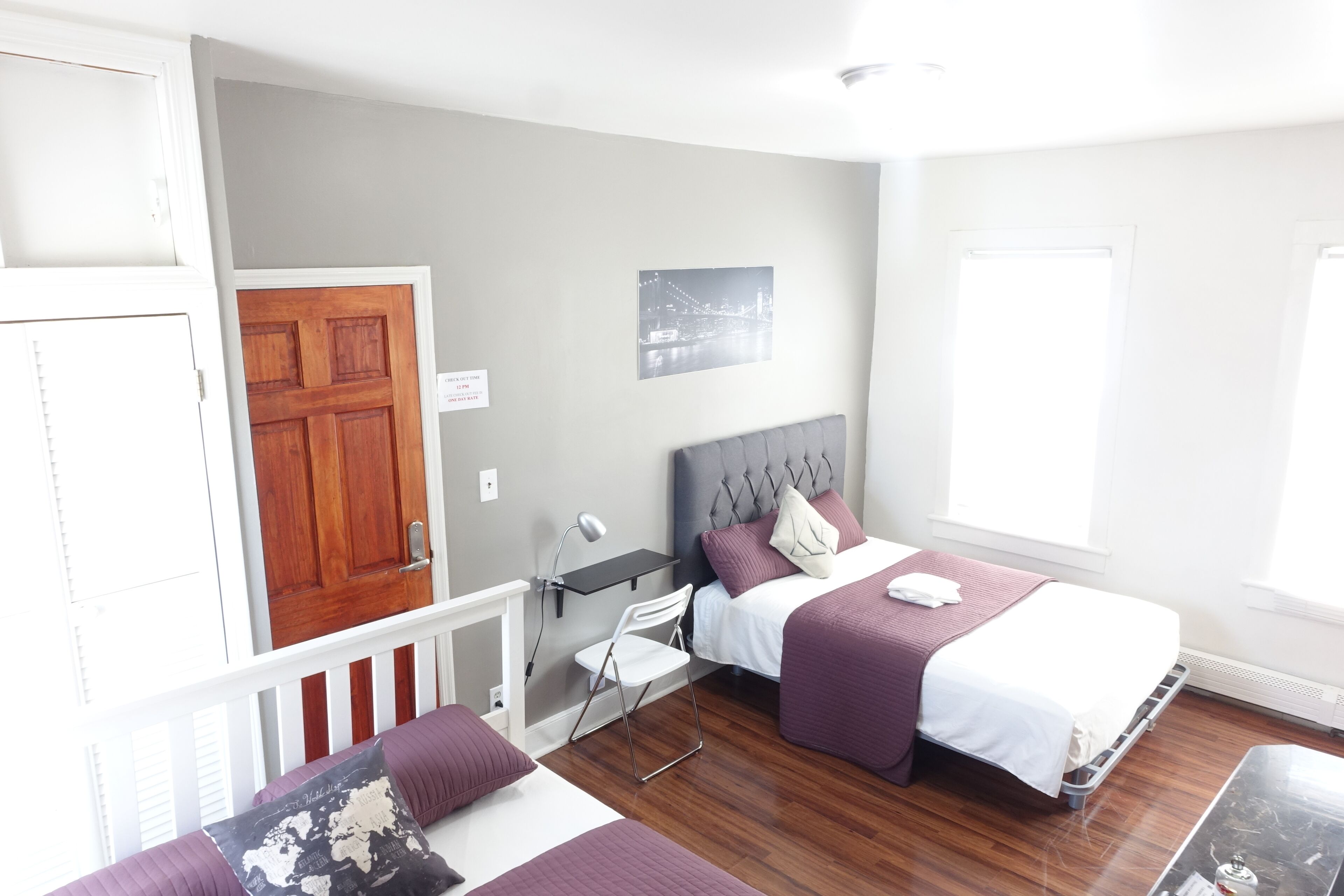 4 bedrooms, iron/ironing board, free WiFi, bed sheets