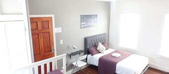 ⭐️Best NYC House-subway access✈️EWR Airport+Free Parking