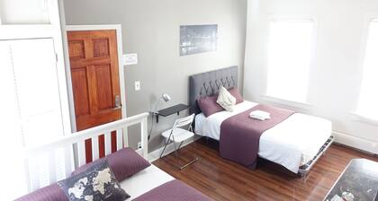 ⭐️Best NYC House-subway access✈️EWR Airport+Free Parking