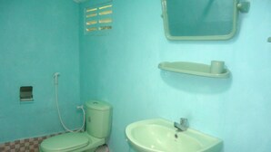 Unclassified image, 4 of 17, button - Coral Beach Villa (Trincomalee)