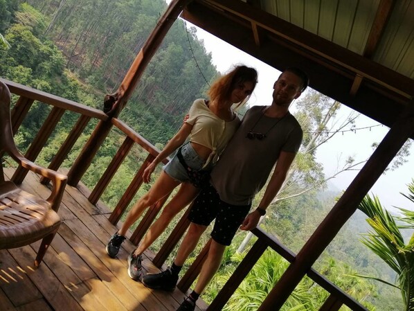 Balcony - Ella 9 Arch Miracle (Ella)