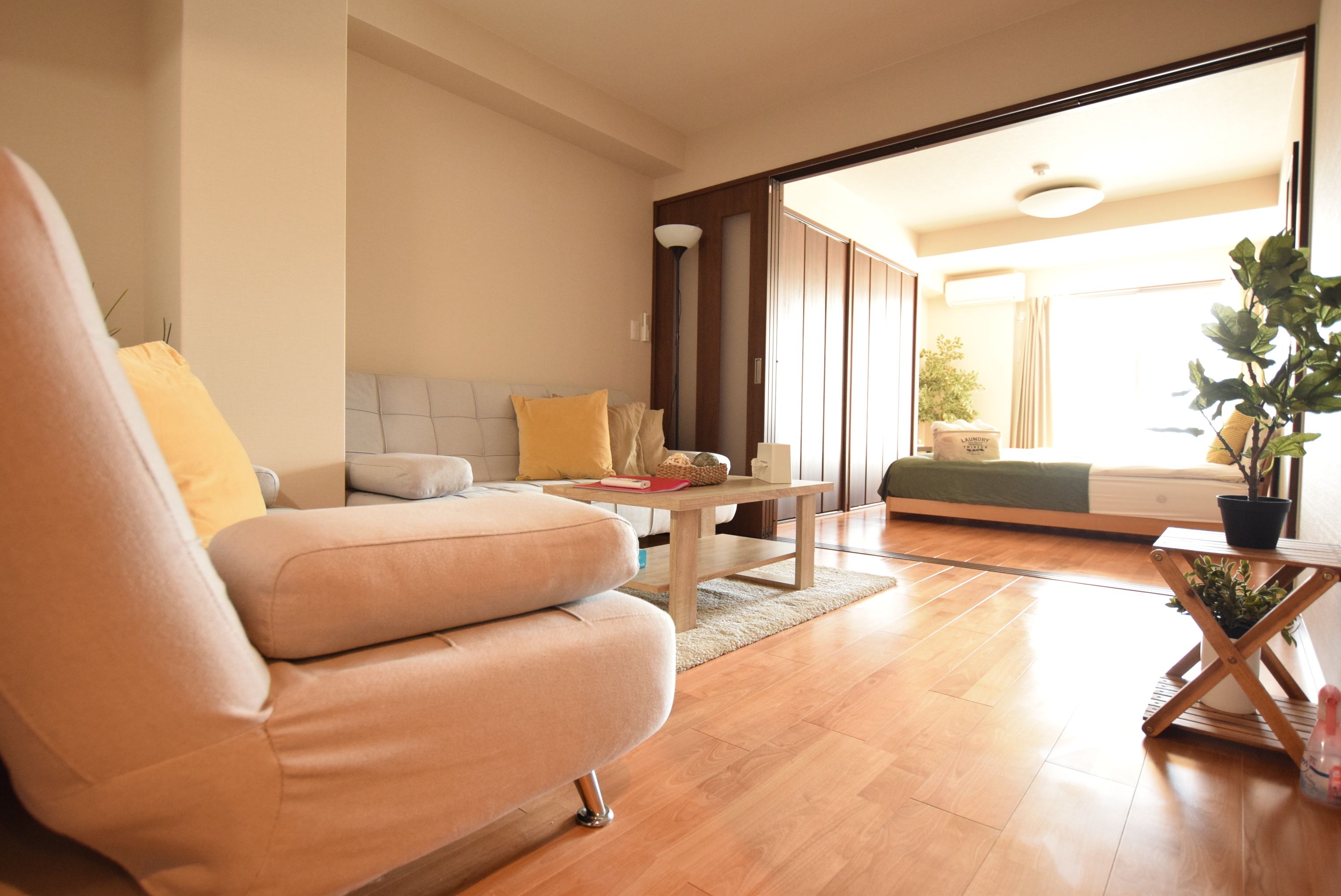 Apartment, 1 Bedroom ( 402 ) | Living area | Flat-screen TV