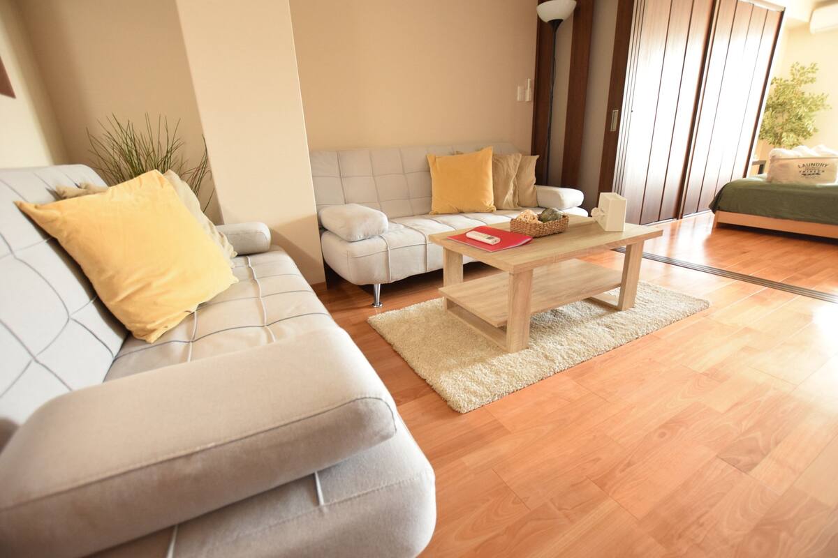Apartamento, 1 habitación ( 402 ) | Zona de estar | Una televisión de pantalla plana