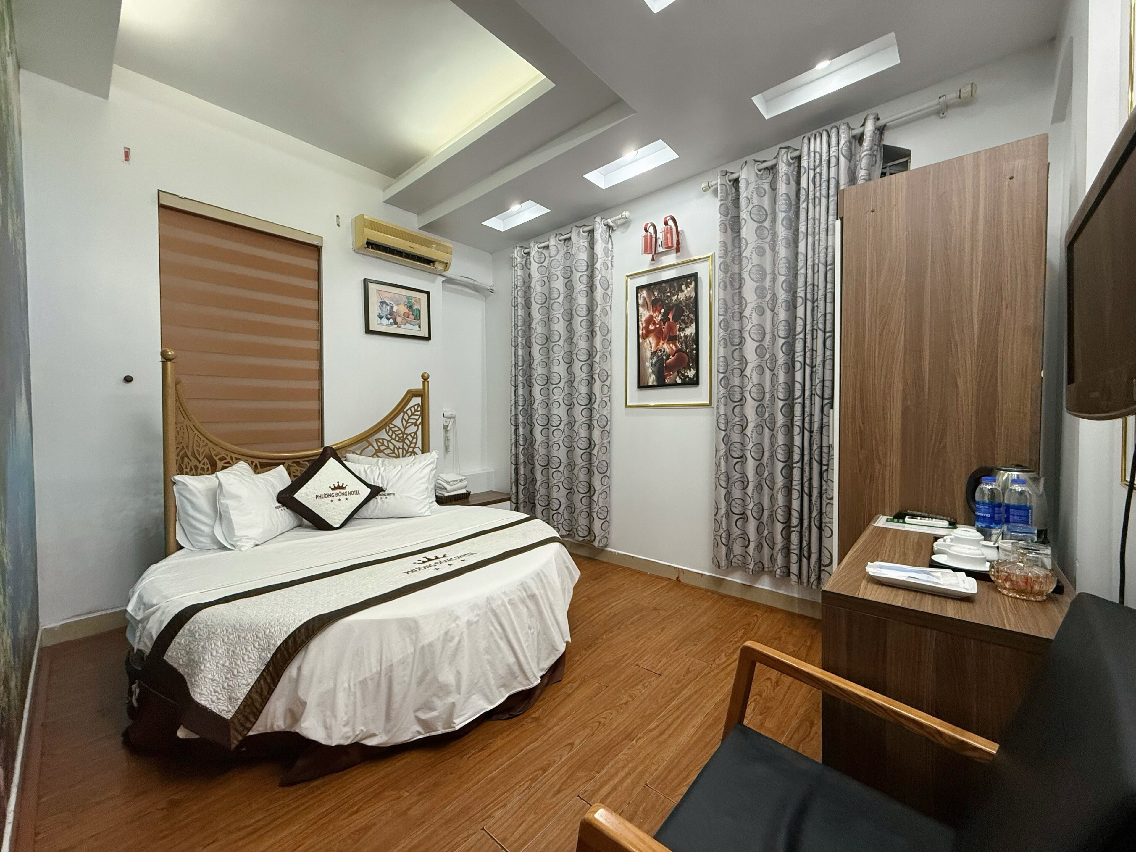 Quarto casal | Frigobar, escrivaninha, quartos à prova de som, Wi-Fi de cortesia