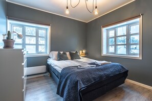 Ameublement personnalisé, chambres insonorisées, Wi-Fi gratuit