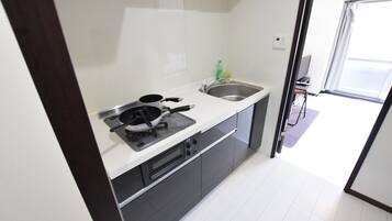 Apartment ( 201 ) | Private kitchenette | Fridge, microwave, stovetop, electric kettle