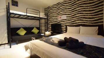 Apartment ( 103 ) | Blackout drapes, free WiFi