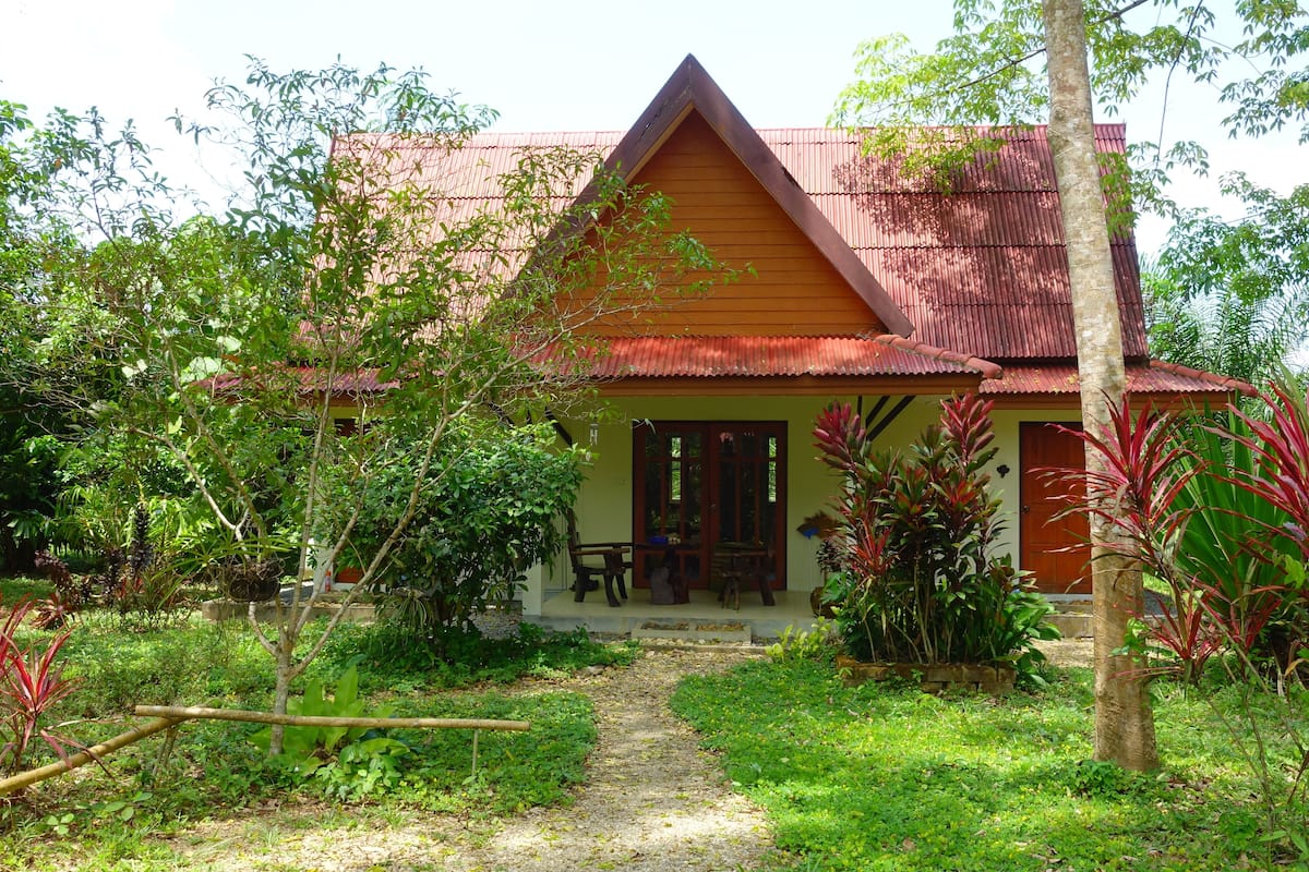 Familie bungalow | 2 slaapkamers, gratis wifi, beddengoed