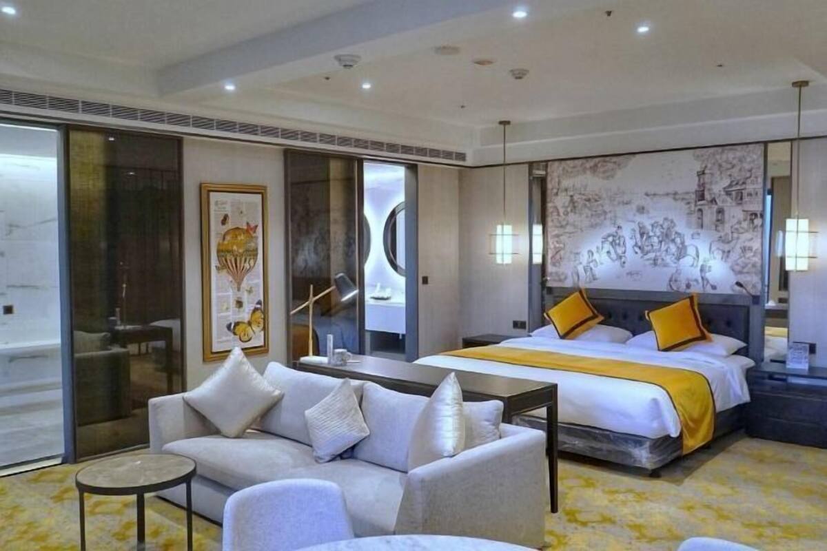 In-room safe, blackout drapes, free WiFi, bed sheets