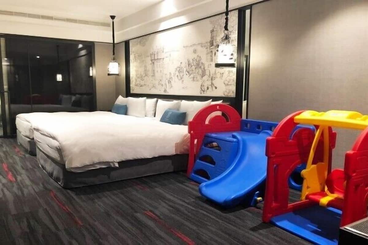 In-room safe, blackout drapes, free WiFi, bed sheets