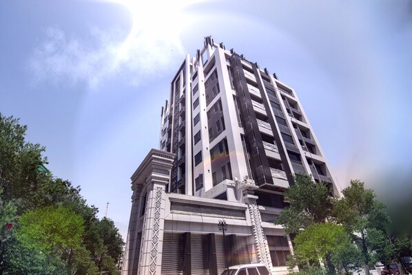 Property grounds - Just Palace (Taipei)