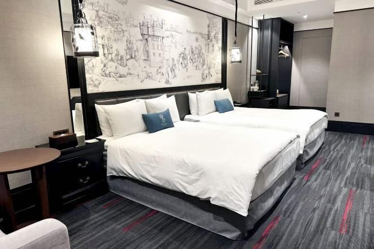 In-room safe, blackout drapes, free WiFi, bed sheets