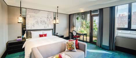 Quarto casal luxo, 1 cama King, para não fumantes | Cofres nos quartos, cortinas blackout, Wi-Fi de cortesia, roupa de cama