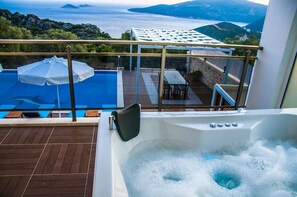 Villa | Balcony view