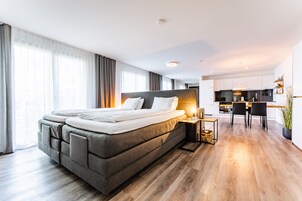 Loft | Premium bedding, individually furnished, blackout drapes, soundproofing